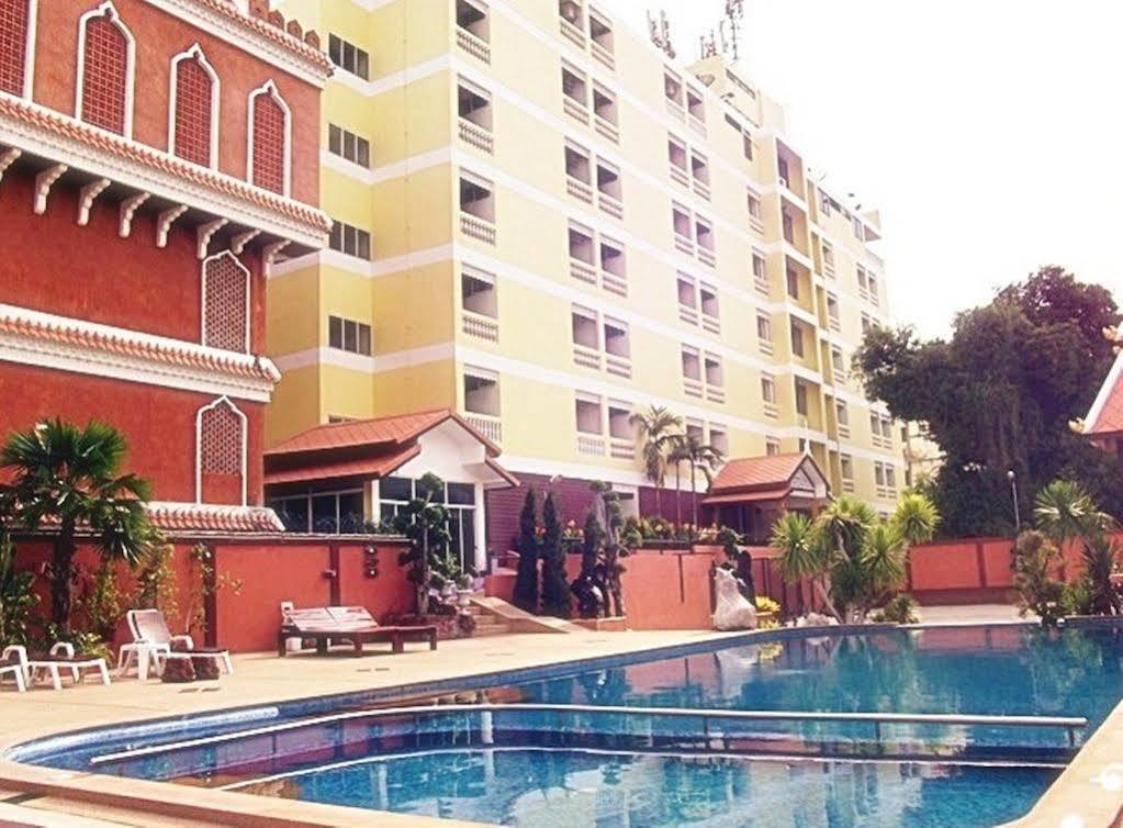 The Sun Resort & Spa Pattaya Luaran gambar